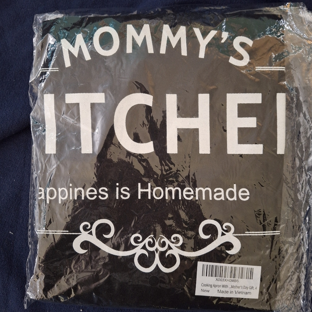 Lady's Black and White Kitchen Apron